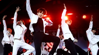 BTS V, Jungkook, Jimin And Others Leave ARMY Grooving With Their Dance Moves On Slow Motion Angreza | Viral Video
